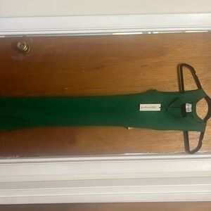 Freshman 1996 Green dress never been worn. Size small.